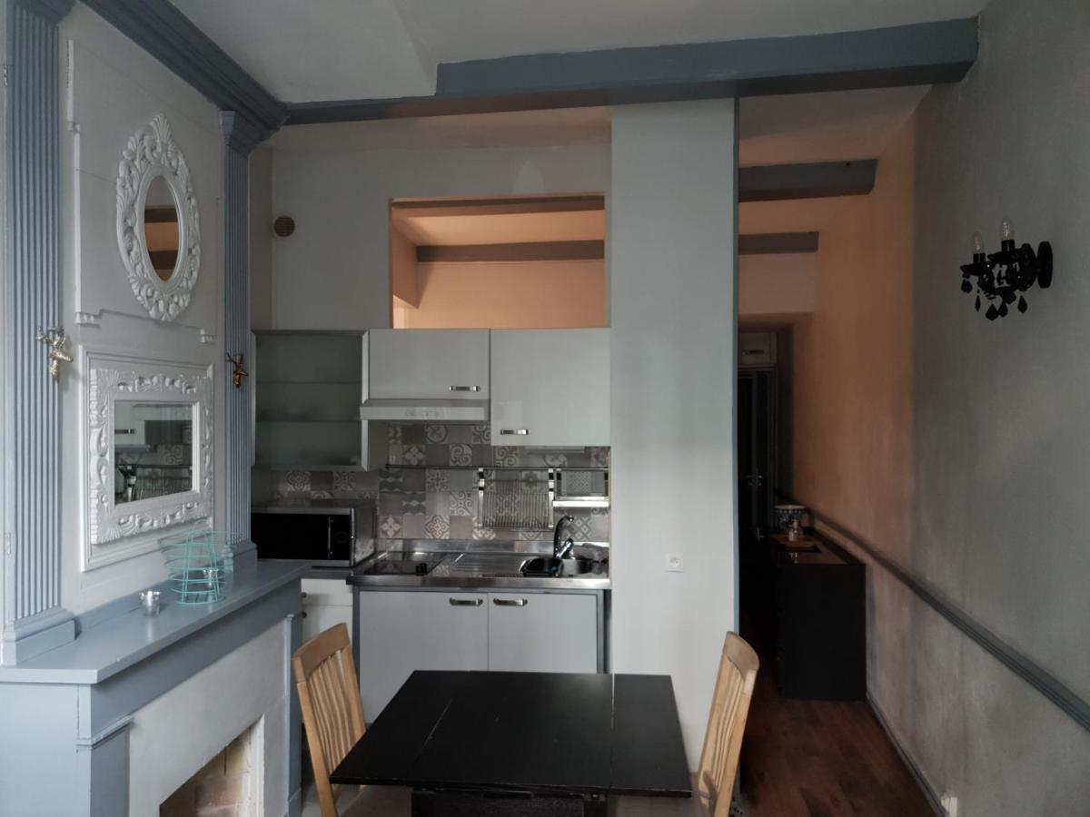 Home Nantua Studio Meubles Ain-Jura エクステリア 写真