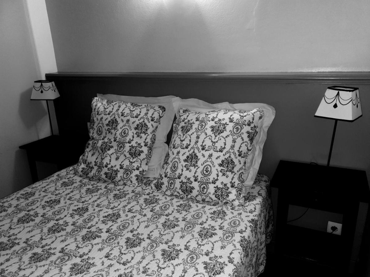 Home Nantua Studio Meubles Ain-Jura エクステリア 写真