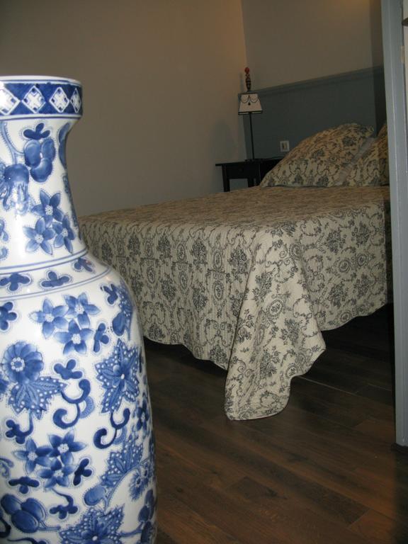 Home Nantua Studio Meubles Ain-Jura 部屋 写真